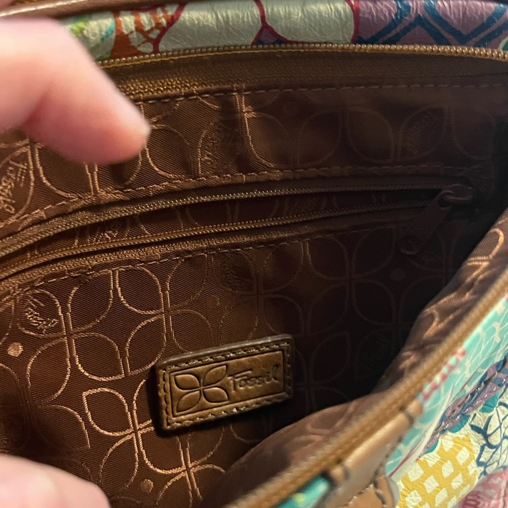 EUC Fossil floral patchwork leather crossbody bag - Picture 10 of 15